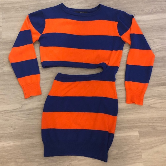 Jeremy Scott Dresses & Skirts - Jeremy Scott sweater dress